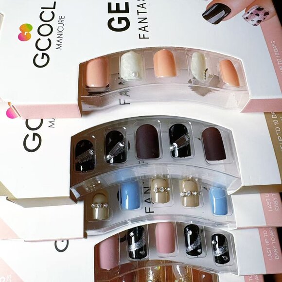 Handmade Press-On Nails - Picture 10 of 16